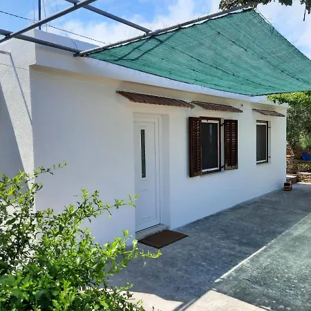 Apartment Tomy, Necujam,island Solta Necujam